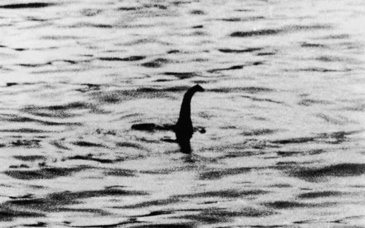 La famosa Fotografía del Cirujano del Monstruo del Lago Ness 1934