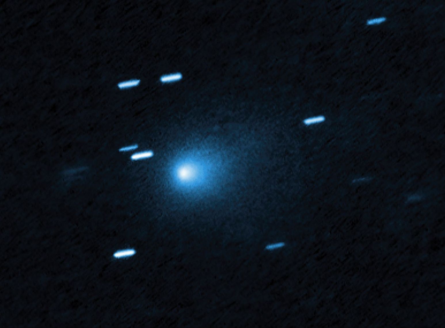 Imagen del cometa interestelar 3I/ATLAS captada por el Telescopio Espacial Hubble en julio de 2025, mostrando su misteriosa coma en forma de lágrima.