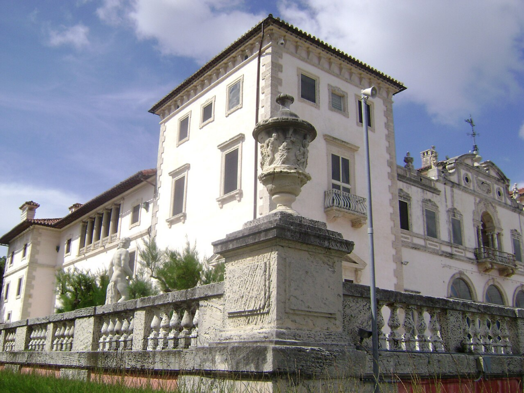 La Villa Vizcaya al atardecer. Belleza renacentista y fenómenos que desafían explicación racional | Fuente: Vizcaya Museum and Gardens
