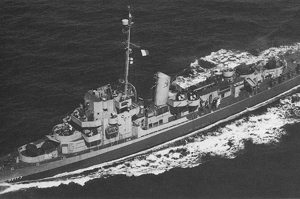 El navio USS Eldridge (DE-173) - Envuelto en el experimento Filadelfia.