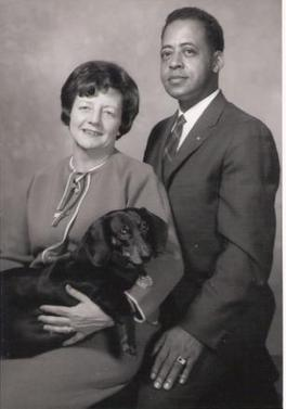 El caso mas importante en la historia Betty y Barney Hill fu uno de los primeros en donde el missing time llevo a encontrar una abduccion extraterrestre