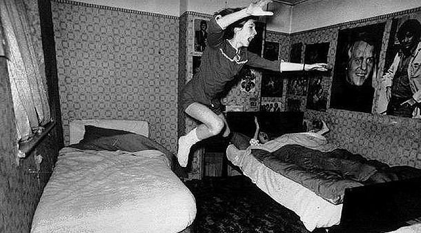 Caso poltergeist de Enfield Janet Hodgson levitación 1977